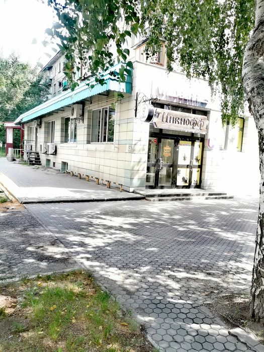 Сдам в аренду торговое помещение