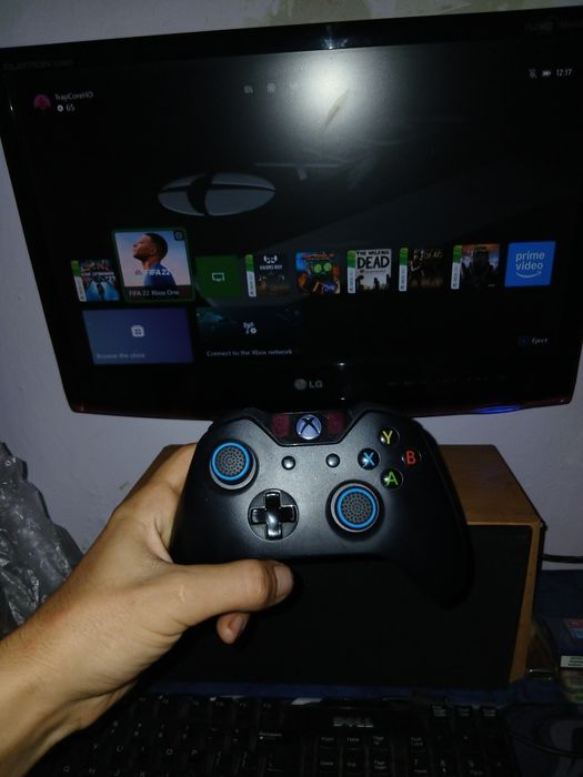 Lunlunguletu Dâmbovița xbox one cu accesorii