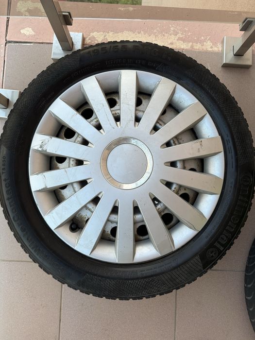 2 anvelope Continental de iarna 195/55 r16
