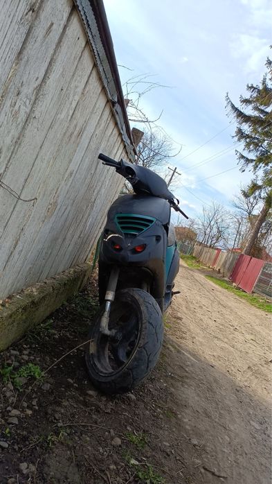 Vand sau dezmembrez  piaggio nrg mc 1