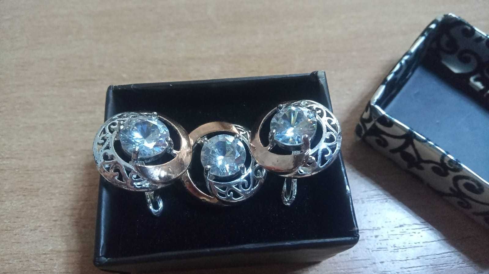 Серебренные (частично позолоченные) серьги с кольцом 925 проба