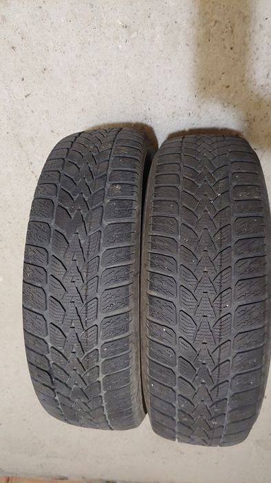 Anvelope iarna  195/65 R15 Dunlop. 2 buc