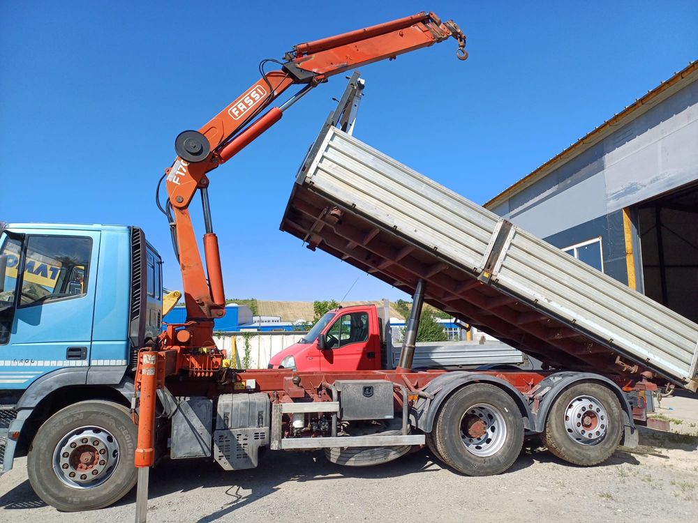 Iveco Eurotech basculabil cu macara