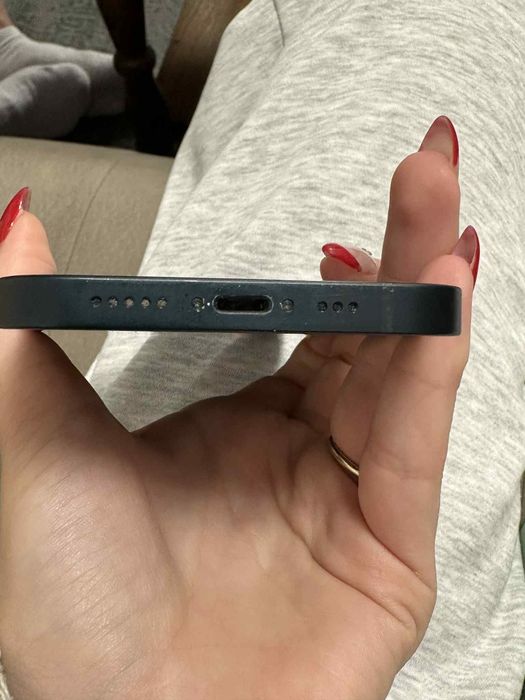 Iphone 13 батерията 100%