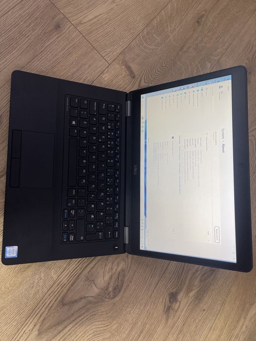 Dell Latitude E5470 Intel i5 6200U , 8 GB RAM