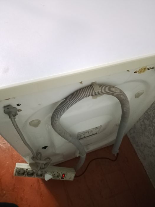 Продам стиральную машинку автомат