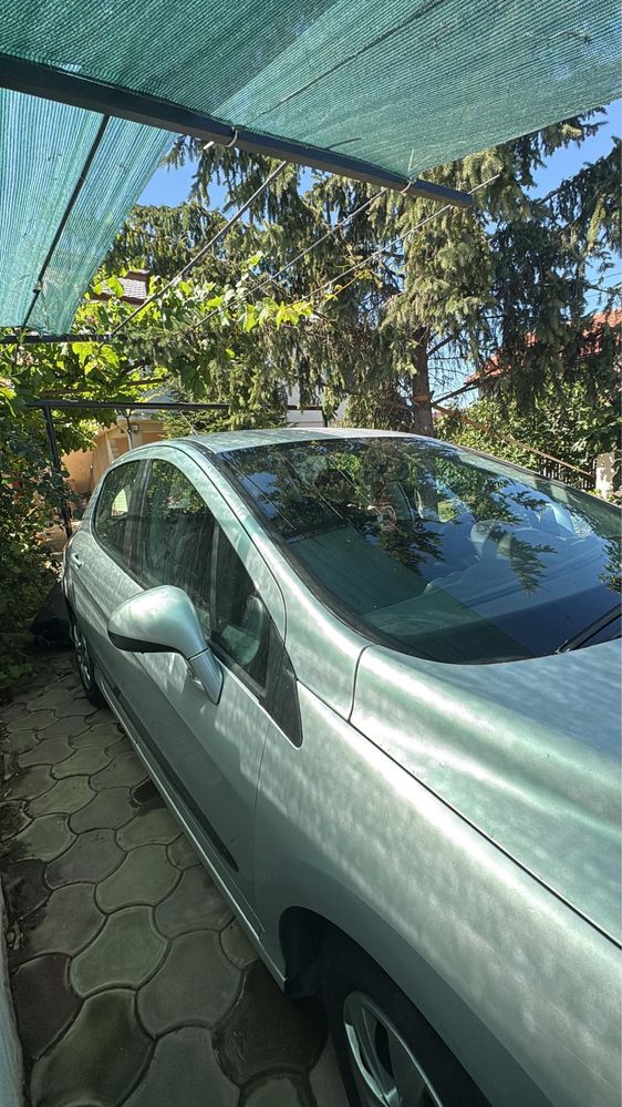 Peugeot 308 1.6 hdi gri