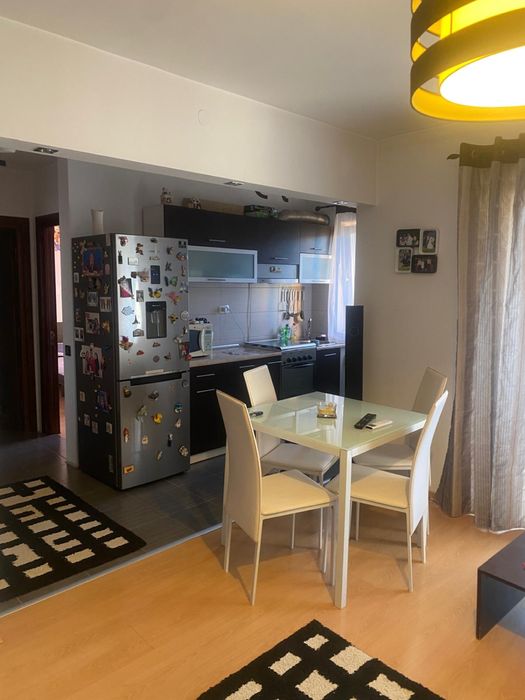 Apartament De Vanzare