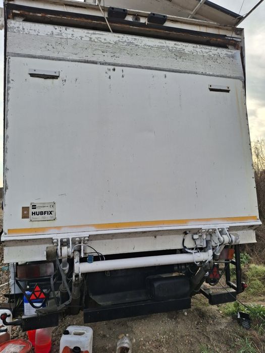 Vind lift semiremorca cub frigorific