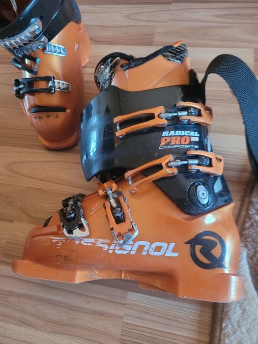 Clapari schi Rossignol Radical Pro 130 marime 37