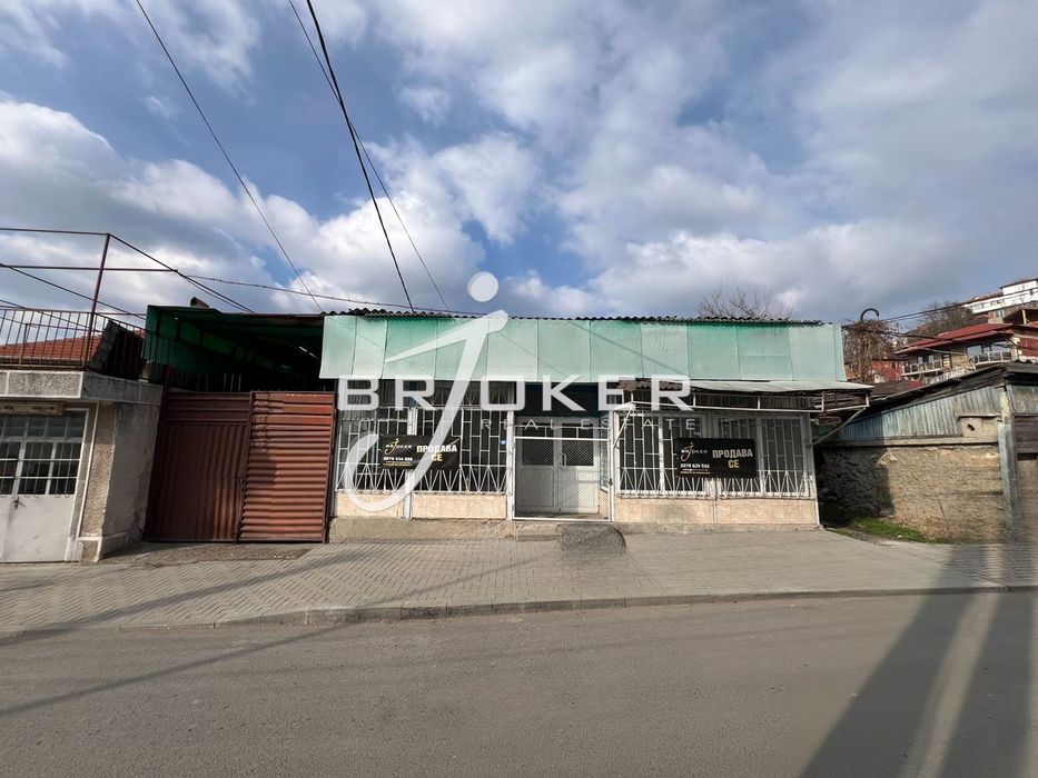 Продава се Магазин в Кърджали, Боровец - 146 кв.м за 385 €/кв.м - Снимка #2