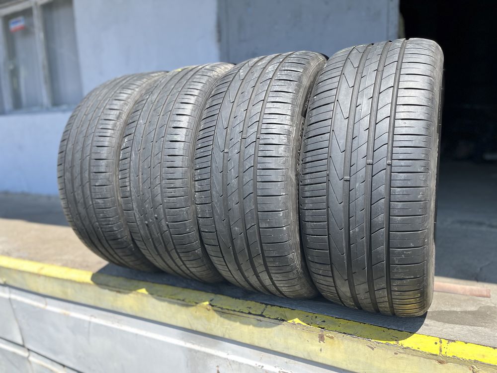 4 бр. летни гуми 235/55/19 и 255/50/19 Hankook 4,2/5,2 mm DOT 2716