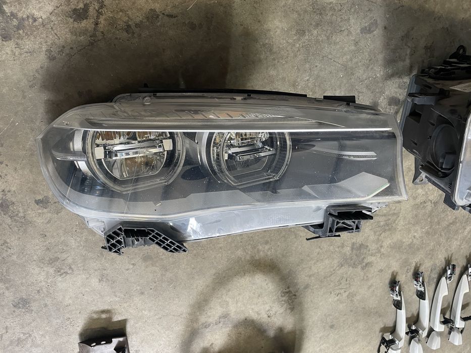 Адаптив Лед фарове БМВ Х5/ Х6, Ф15/ Ф16 (adaptive led bmw f15)