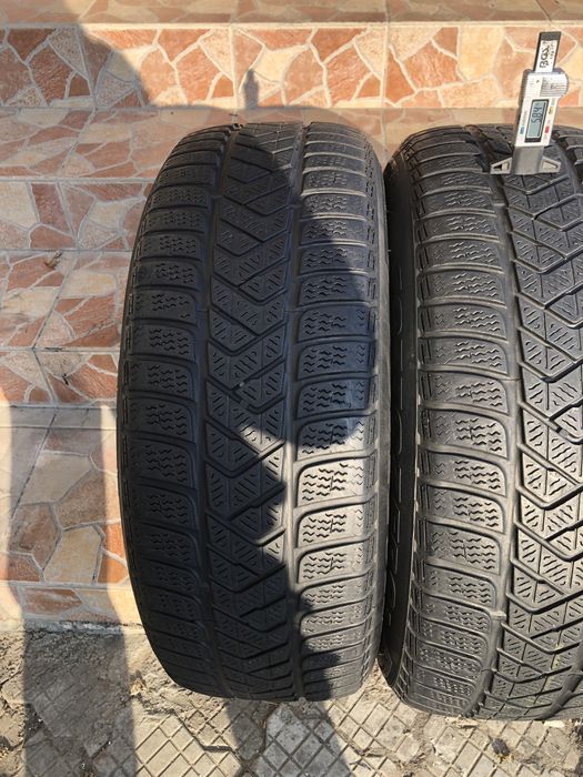 225 60 17 Pirelli de iarna