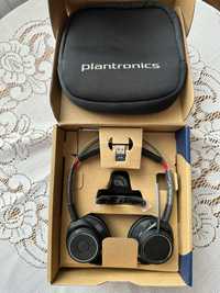 Безжични слушалки Plantronics Poly Voyager Focus UC B825-M