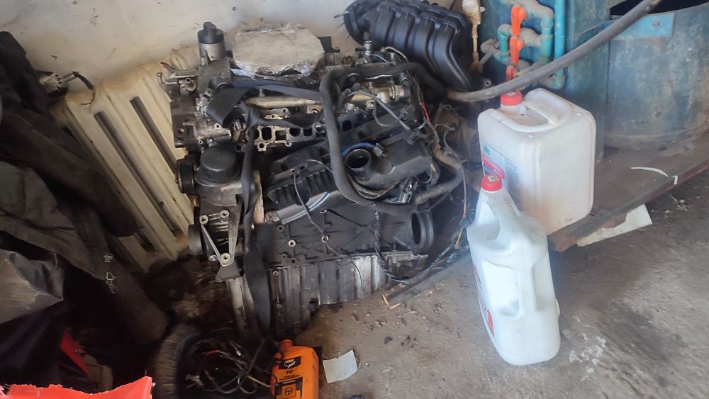 Продам двигатель Мерседес спринтер Вито 2.2  дизель 646 ОМ есть ТНВД ф