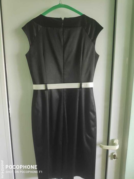 Rochie neagra cu funda si curea alba