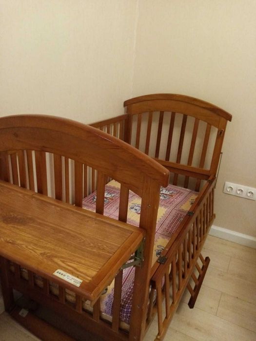 Детская кроватка, манеж