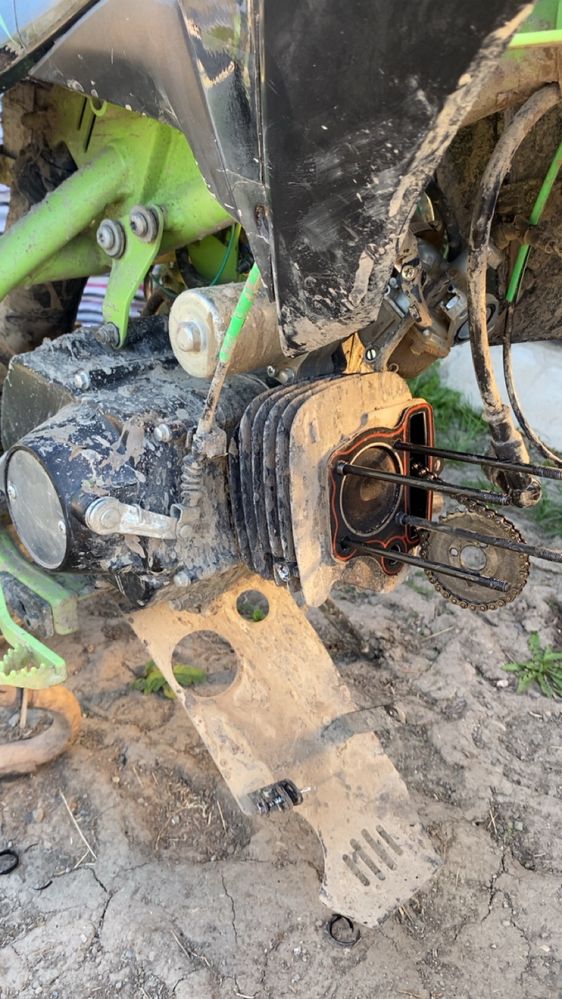 Vând sau schimb motocross kxd hurricane 125cc