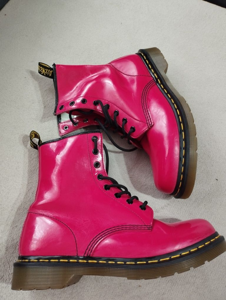 Dr Martens 1460w măr 42