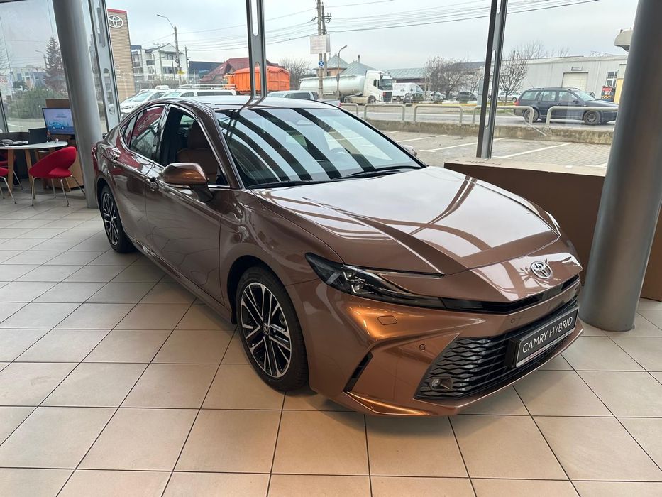 Toyota Camry Camry Hybrid EXECUTIVE 2025