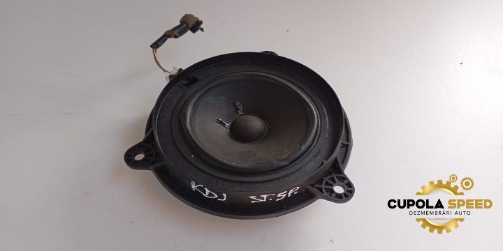 Boxa stanga spate BOSE 281554GA0A Renault Kadjar 1 [2015 - 2018]