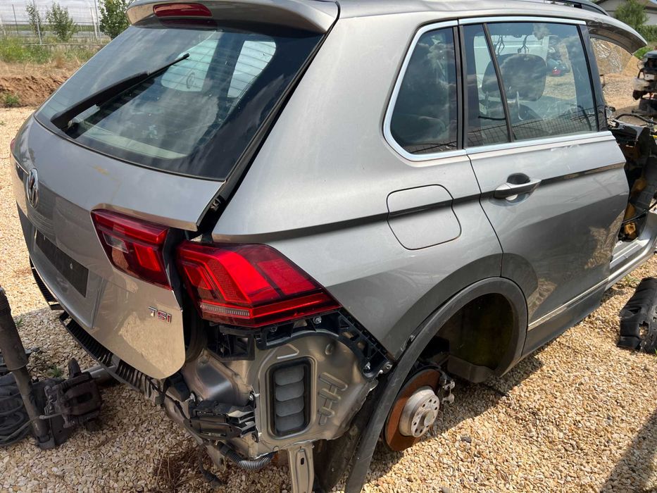 Lonjeron prag lateral aripa spate panou spate oala Volkswagen Tiguan