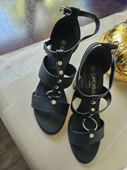 Sandale dama marime 39 Camomilla