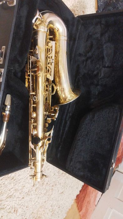 Saxofon alto, marca parrot !