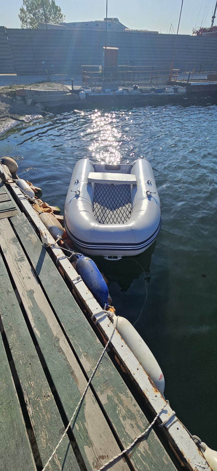 Надуваема лодка Valiant 270