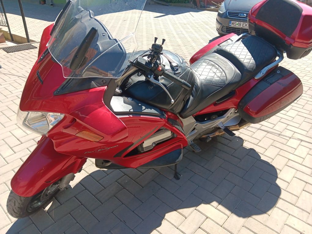Honda  st 1300 pan european
