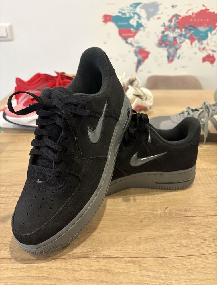 NIKE Air Force 1 Jewel