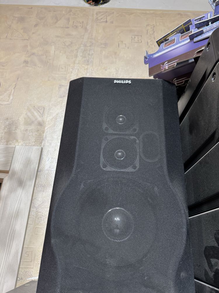 музыкатный центр Philips