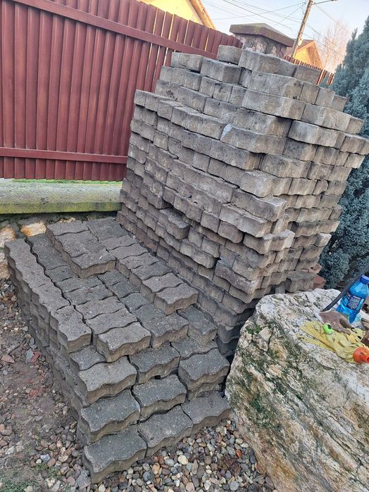 Pavaje de 8cm si 6cm