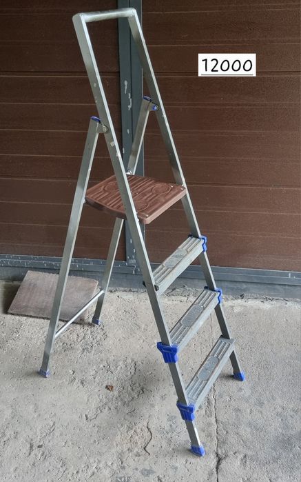 Продам стремянку, бу в исправном состоянии,  производство Турция