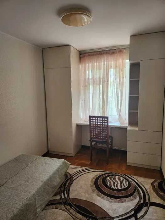 L8! Сдаётся в аренду 2-ком на  Ц-5 Алайский Рынок