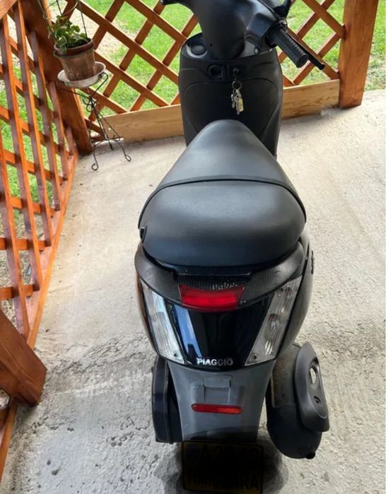 Scuter Piaggio ZIP