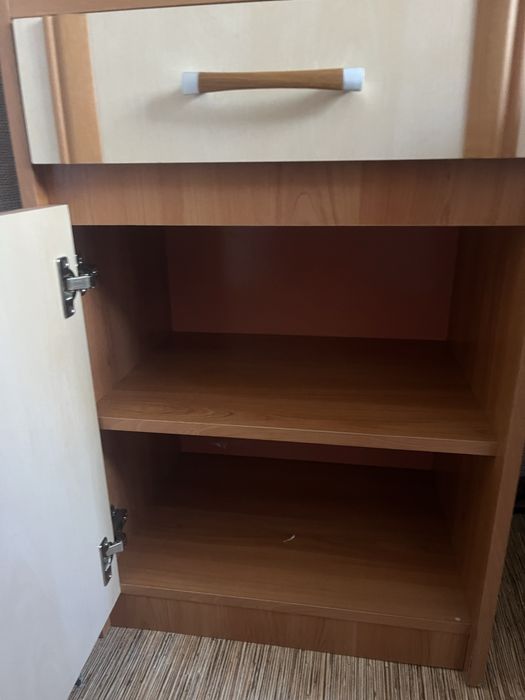 Компьютерный стол и шкафы