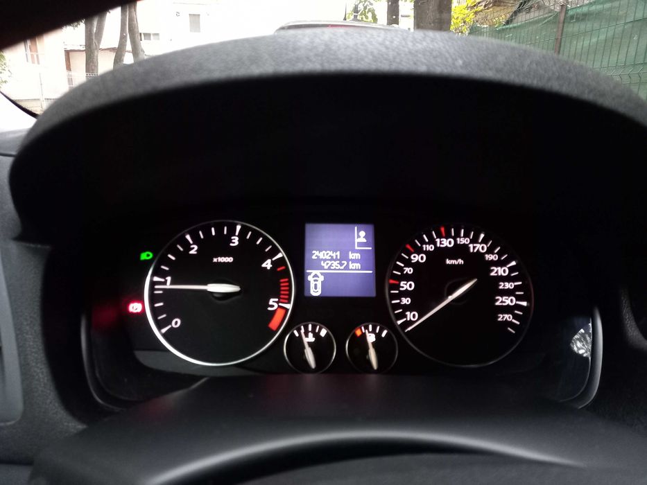 Renault laguna, 2009, 1.5 dci, 2700 €