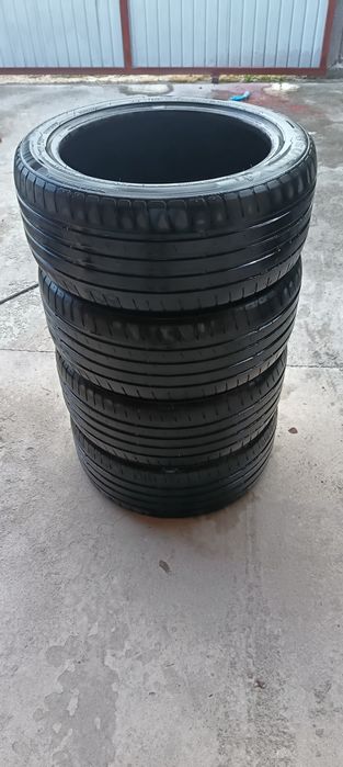 Anvelope vara 235 45 R17