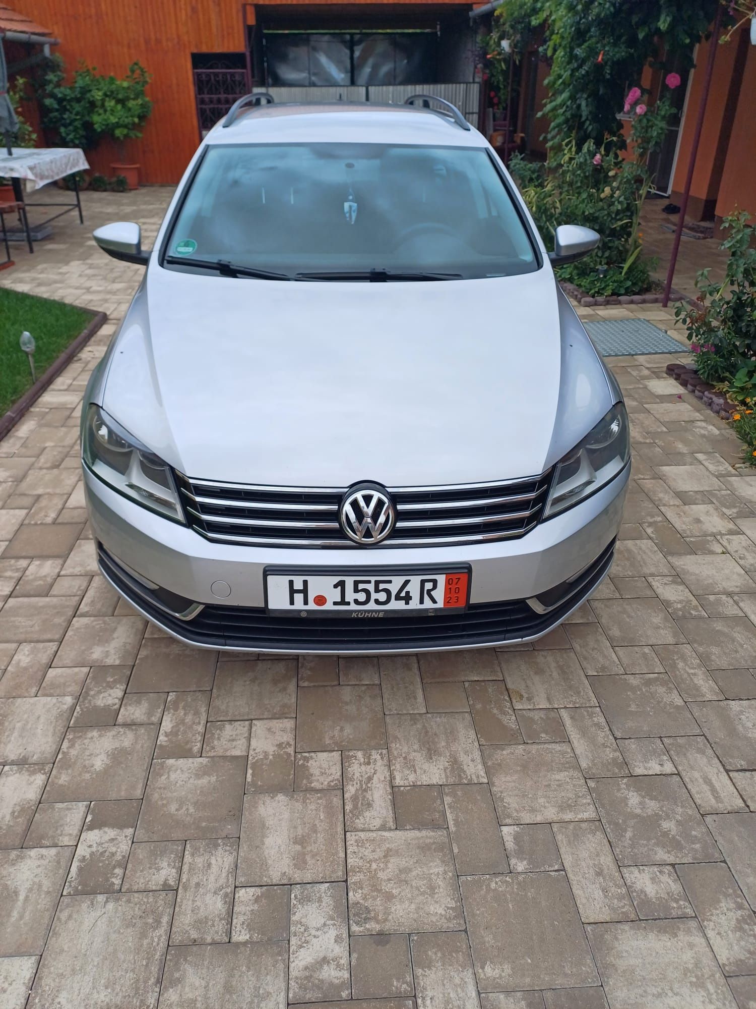 Vând Volkswagen Passat B7, an 2011, diesel, 105 CP