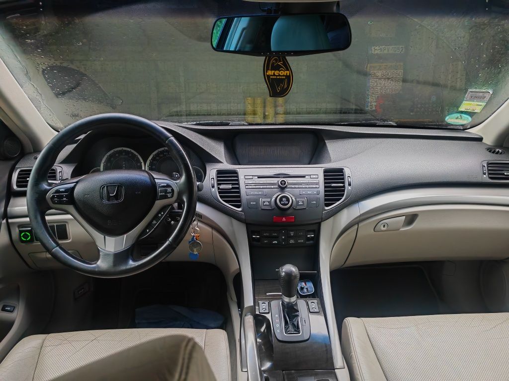 Honda Accord 2010 201cp +GPL