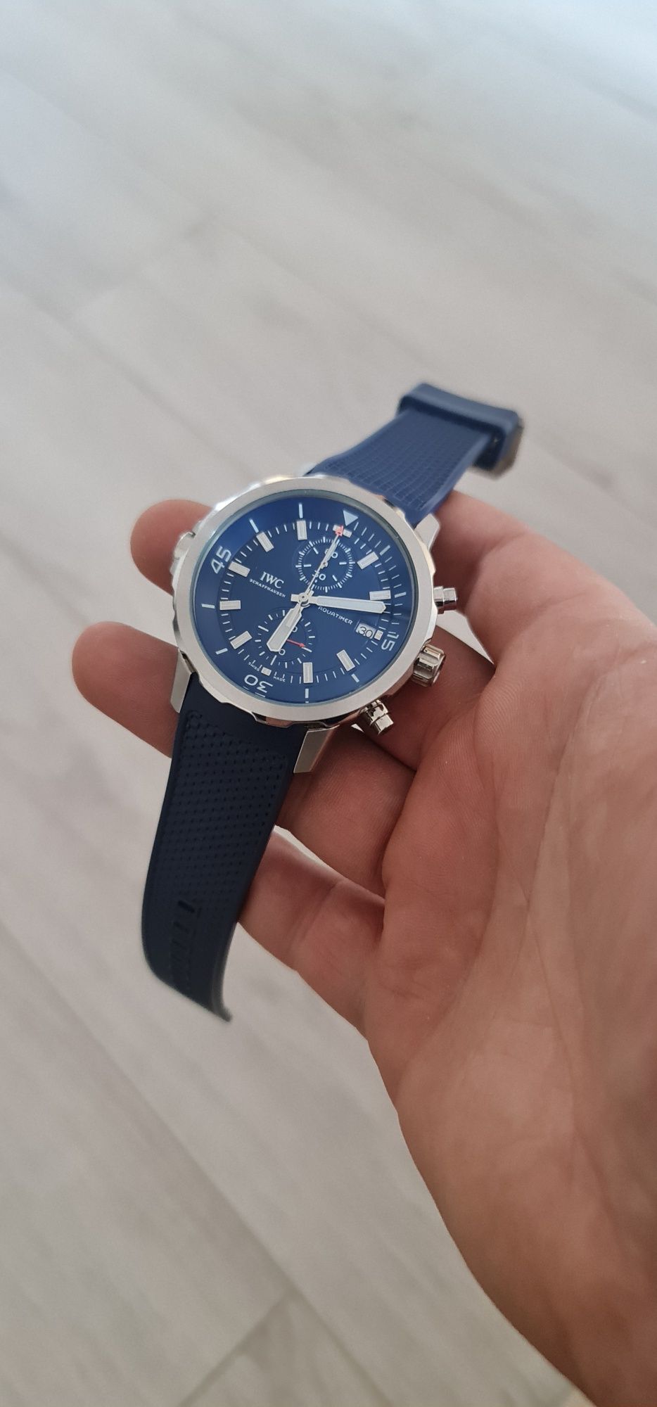 Iwc schaffhausen aquatimer