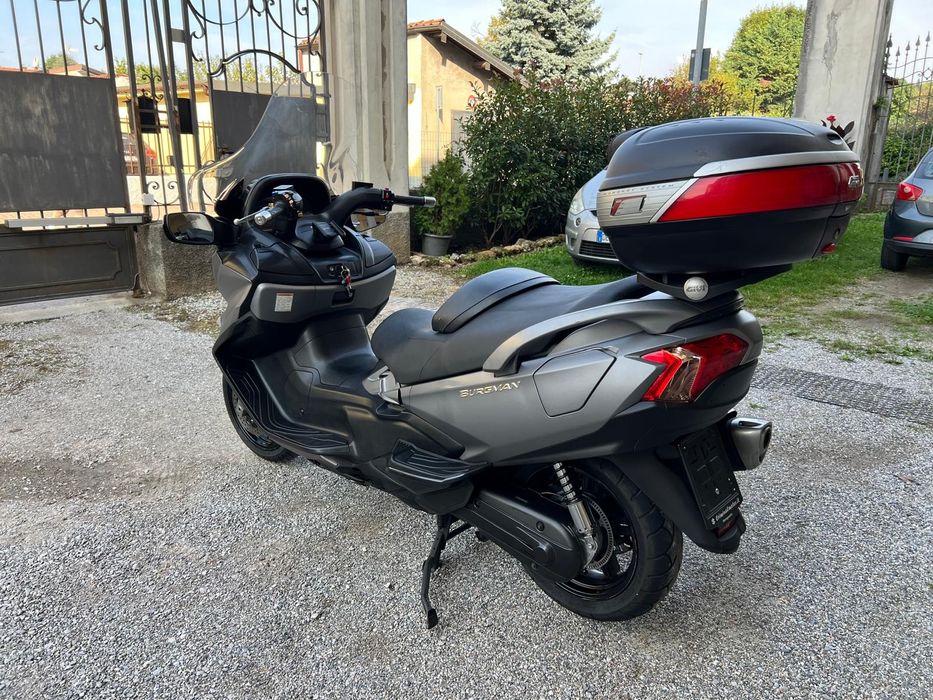 Suzuki burgman 650 executive