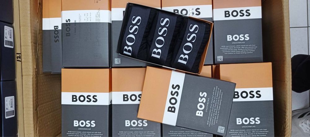 Boxeri boss 3 la set