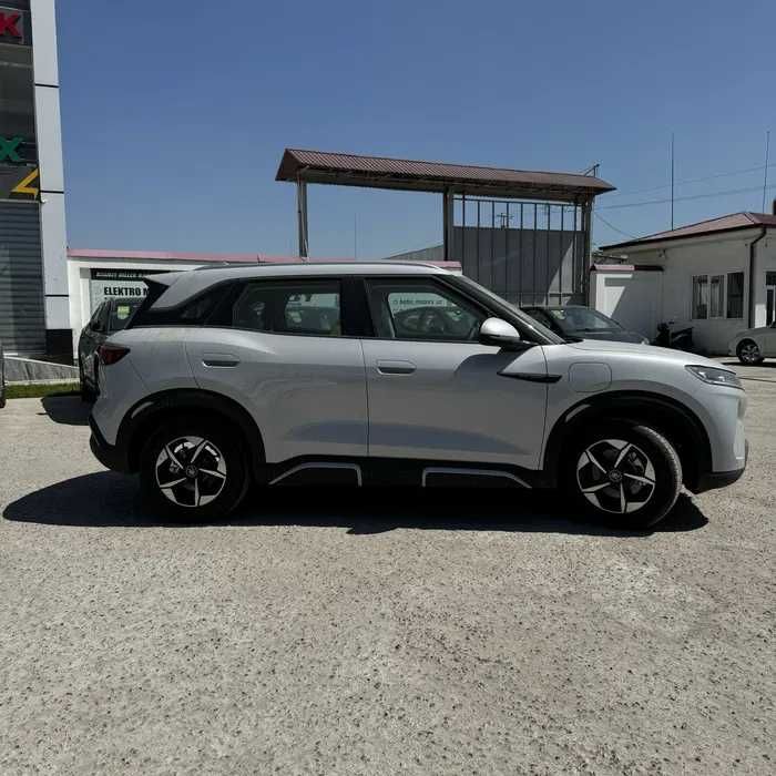 BYD Yuan Up Dop  naxtga va halol nasiyaga