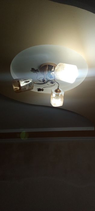 Lustralar sotiladi