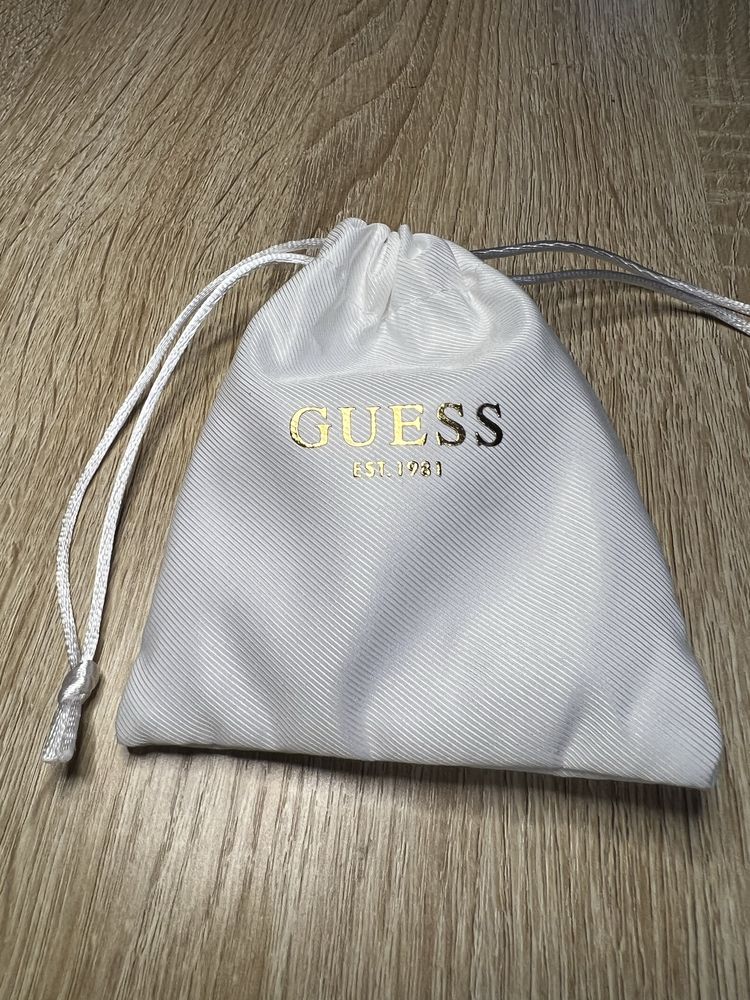 Обици Guess