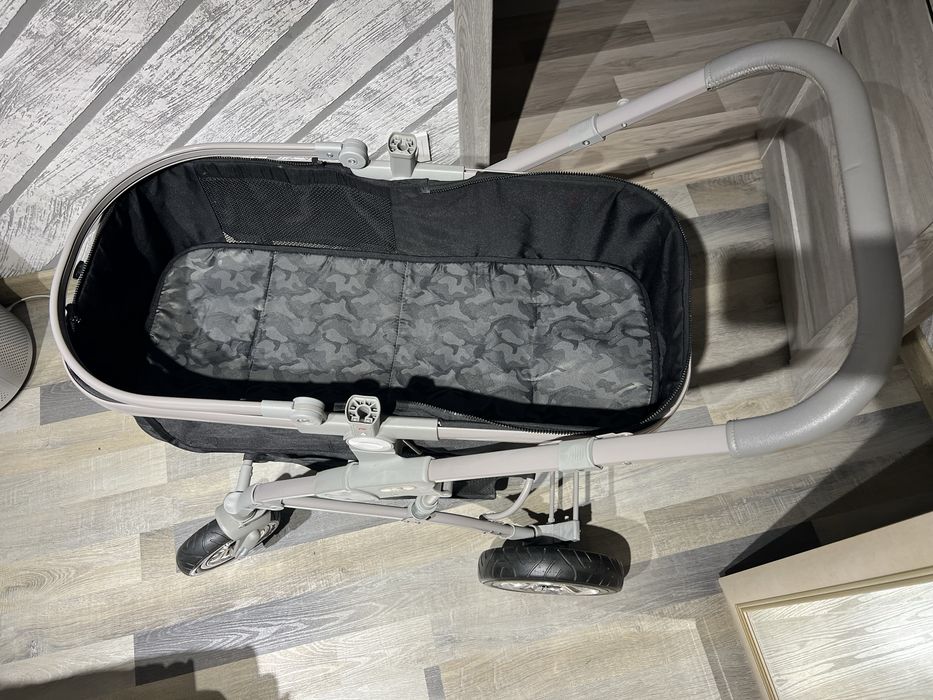 Коляска для ребенка