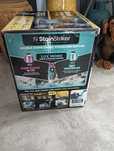 AspiratorvSHARK StainStriker HairPro PX250UKT MODEL NOU
Mixerul este a